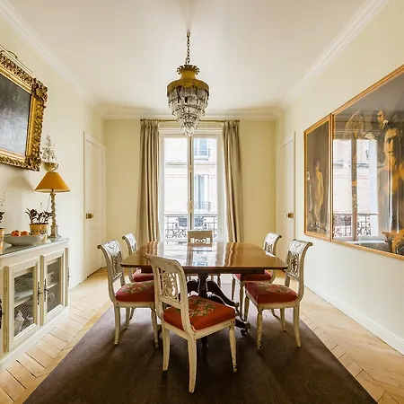 Veeve - Rue Spontini Comfort * Paris